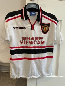 Manchester United Retro 97/98 + 98/99 Away Shirt Size 'Y' for sale on Ebay