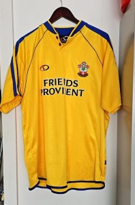 Southampton FC Men's Jersey 2002-2004 Size 46/48 CG F04 for sale on Ebay