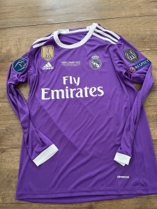 Cristiano Ronaldo Hand Signed Real Madrid Shirt Beckett Witnessed Stickered for sale on Ebay