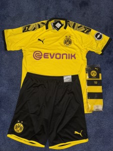 Borussia Dortmund Puma 2019/20 Home Strip Large NEW! for sale on Ebay