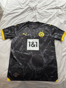 Borussia Dortmund 23/24 Away (M) for sale on Ebay