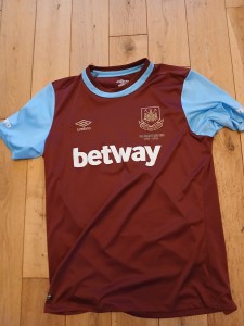 WEST HAM 2015/16 UMBRO FOOTBALL SHIRT for sale on Ebay