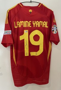 Lamine  Yamal Hand Signed Spain Shirt Beckett Witness for sale on Ebay