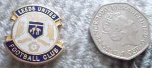 LEEDS UNITED FOOTBALL CLUB - PREMIER LEAGUE, RARE VINTAGE PIN/BADGE. for sale on Ebay