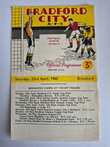 Bradford City V Brentford 23/4/1960 Programme No Writing for sale on Ebay