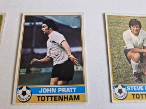 Tottenham Topps Football Cards for sale on Ebay