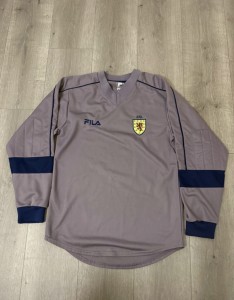 Scotland Goalkeeper football shirt 2001 - 2003  Size Small FILA Scotland Top for sale on Ebay