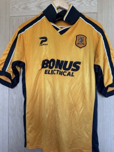 Hull City 03/04 Bonus Patrick Amber Home Shirt Size S for sale on Ebay