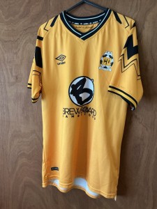 Cambridge  United Football Top Yellow Umbro Size medium  for sale on Ebay
