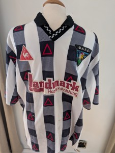 Dunfermline Athletic Home 1996/1997 Damaged Top Size 46/48