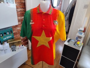 CAMEROUN FOOTBALL TOP 1994 for sale on Ebay