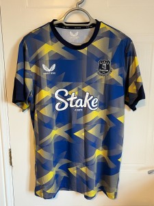 Castore Everton Pre-match Shirt, Blue/ Yellow, Mens Medium, Excellent Condition for sale on Ebay