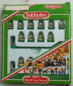 Vintage Subbuteo Ref 471 Republic of Ireland 1986 World Cup Squad – 16 Players for sale on Ebay