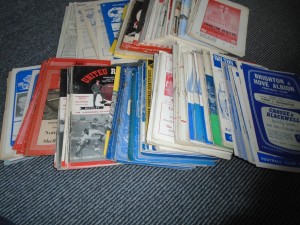 COLLECTION OF FOOTBALL PROGRAMMES 1947-8 TO 1959-60 X 235 ISSUES for sale on Ebay