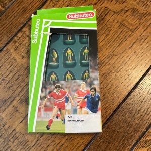 Vintage Subbuteo 772 Norwich City Kit All Players 63000 Football Game for sale on Ebay