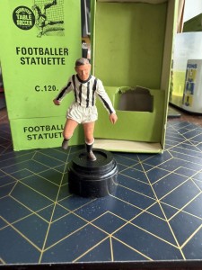 Subbuteo  C.120  STATUETTE reference 34 Juventus    boxed  for sale on Ebay