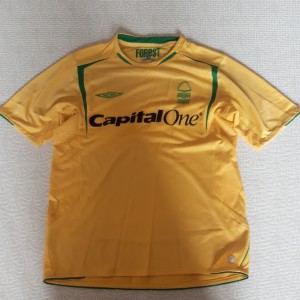 Nottingham Forest Yellow Retro Away Shirt Season 2006-2007 Size medium mens for sale on Ebay