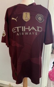 Manchester City PUMA Football Shirt for sale on Ebay