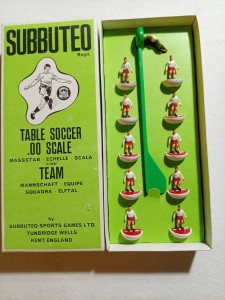 Subbuteo team Hw Poland ref 39 years 70 in collectible box for sale on Ebay