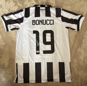 Leonardo Bonucci Silver Ink Signed Autographed Juventus - Beckett Authenticated for sale on Ebay