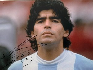 Diego Maradona Hand Signed Argentina WC 16x12
