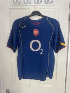 Arsenal FC 2002 3rd Football Shirt Size M for sale on Ebay