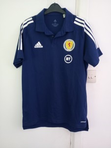ADIDAS 2020 SCOTLAND FOOTBALL SHIRT SIZE MEDIUM 38/40