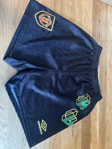 VINTAGE MAN UTD 1992/94 ORIGINAL AWAY SHORTS 34” UMBRO SHARP MENS  VGC for sale on Ebay