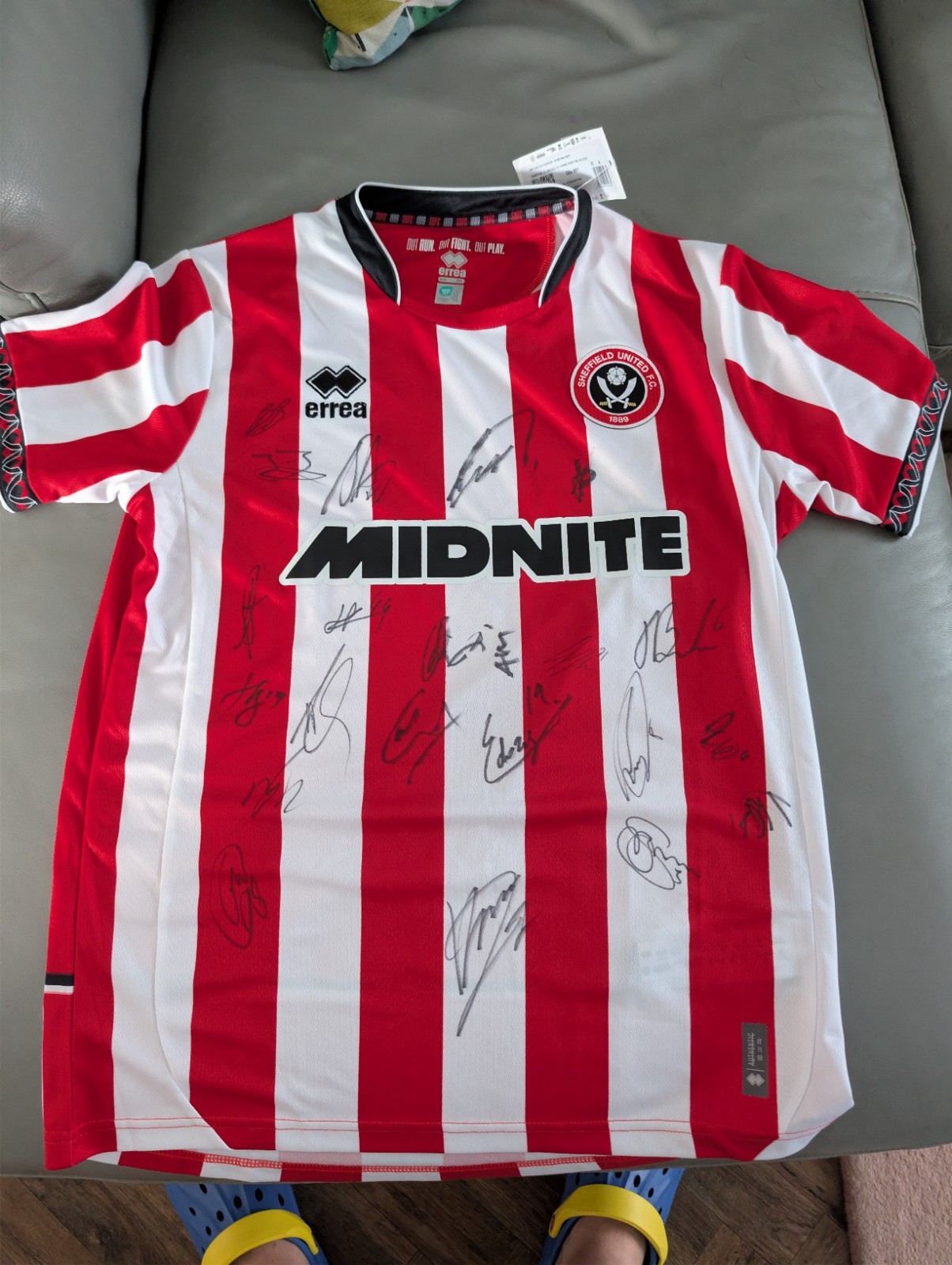 Signed Sheffield United 25/26 Home Shirt Size M Excellent Condition for sale on Ebay