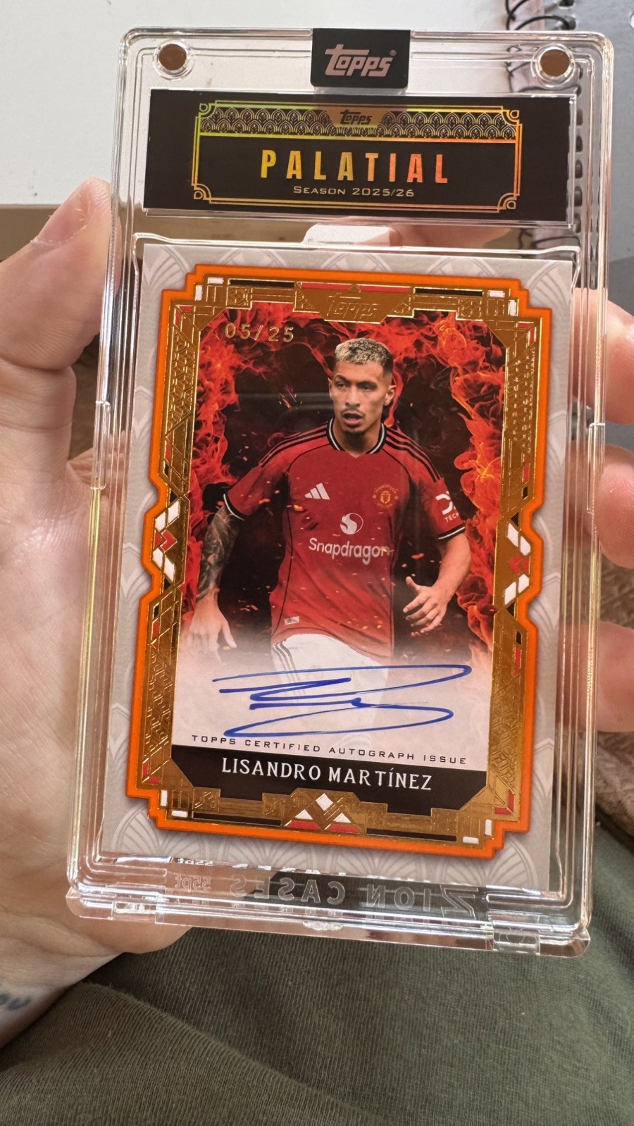 Topps Lisandro Martinez Manchester United Palatial /25 Deluxe Devil on card auto for sale on Ebay