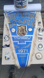 Tottenham Hotspur Spurs 1971 Pennant Flag Vintage plus 8 metal badges for sale on Ebay