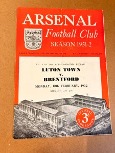 Luton Town v Brentford Official Matchday Programme At Highbury Stadium 18/8/1952 for sale on Ebay