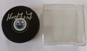 Wayne Gretzky Autographed Signed Rangers  Puck w/display cube COA #PC485883 AUTO for sale on Ebay