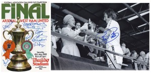 *BID FROM JUST 99p* HAND SIGNED WEST HAM UNITED 1980 PRESENTATION x 11 SIGS for sale on Ebay