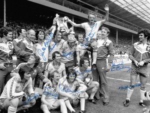 *LOW START BID* HAND SIGNED 16 x 12 PHOTO SOUTHAMPTON - FA CUP WINNERS 1976 for sale on Ebay