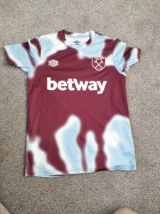 West ham Umbro 23/24 Training Jersey Shirt Size M for sale on Ebay
