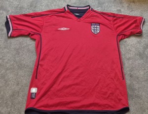 England 2002-2004 Away Football Shirt Red Men's L Umbro Soccer Jersey Vintage for sale on Ebay