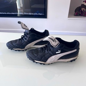 PUMA Sport Lifestyle Football Boots Astro Soles Black/White UK 8 EUR 42 for sale on Ebay