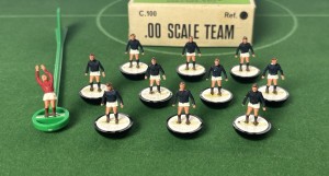 Subbuteo HW team - 44 Dundee for sale on Ebay