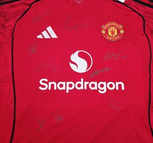 Genuine Hand Signed Manchester United 25/26 Shirt - Fernandes, Casemiro Etc for sale on Ebay