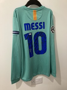 Lionel Messi Barcelona Signed Football Shirt Beckett BAS  for sale on Ebay