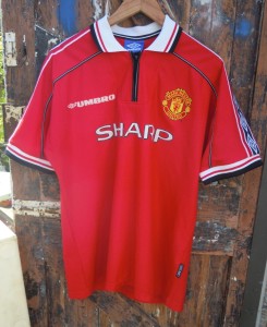 Manchester United  Home Shirt 1998/2000 Umbro Keane  Size  L for sale on Ebay
