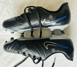 Nike Football Boots Size 4  Boys Girls Worn Ince Black Blue Studded Studs for sale on Ebay