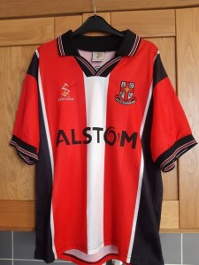Lincoln City medium adult home football shirt.  1998/99 season. for sale on Ebay