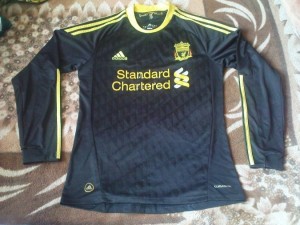 RARE FOOTBALL SHIRT - LIVERPOOL FC THIRD 2010 - 2011 LONGSLEEVES SIZE S for sale on Ebay