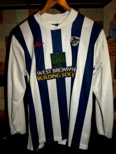 WBA - WEST BROMWICH ALBION - original vintage home shirt (2000) 38