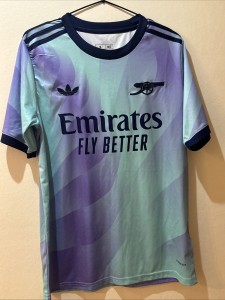 Replica Arsenal FC Football Top Size Small #6 Leah Williamson for sale on Ebay