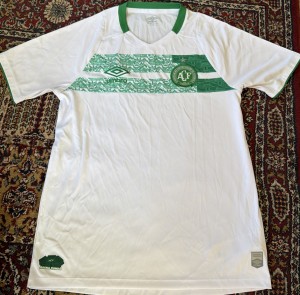 Men’s Umbro Chapecoense 2024 White Away Football Shirt In Medium for sale on Ebay