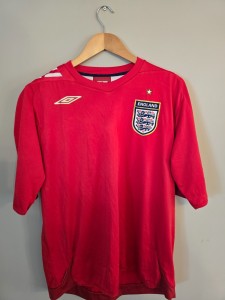 Original Genuine Umbro England Away Red Football Shirt Men’s XL Vintage for sale on Ebay