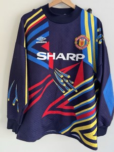 Manchester United 1991/1993 Goalkeeper Football Shirt for sale on Ebay